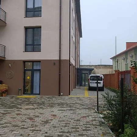 Apartments Domovik Квартира На 4 Гостя Mukacheve Exterior photo