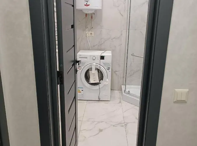 Apartments Domovik Квартира На 4 Гостя